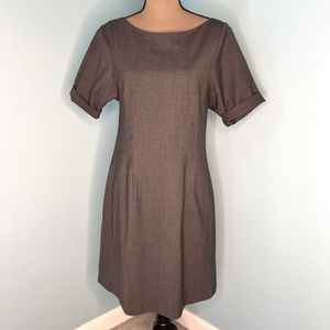 Theory Wool Short Sleeve Knee Length Gray Dress Size 8